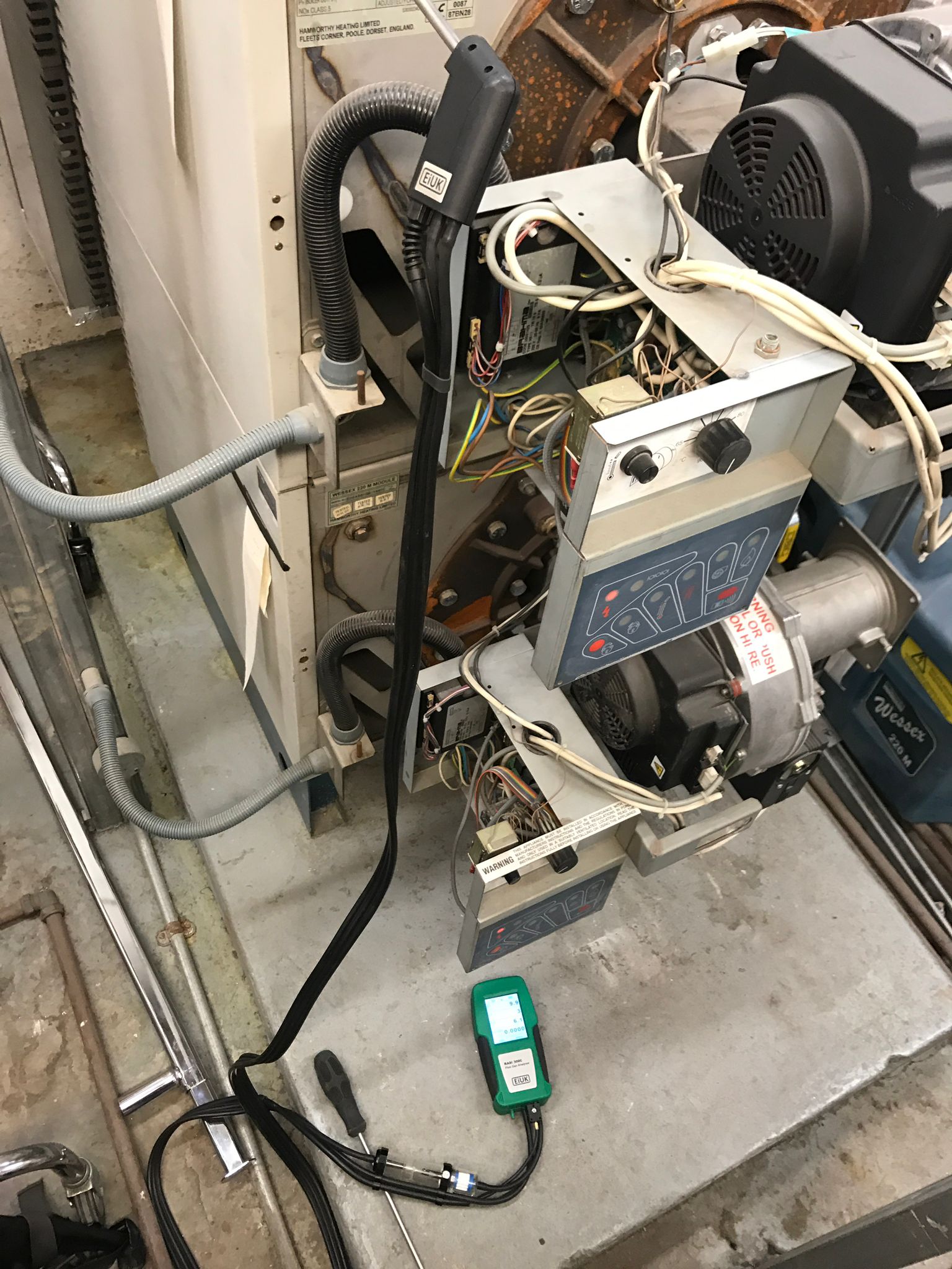 gas safe registered engineer near me Birkenhead, CH41-CH42